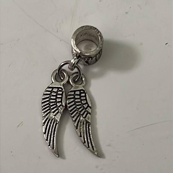 ANGEL WINGS DANGLE CHARM PENDANT SPACER SLIDER BEAD FOR EU SNAKE CHAIN BRACELET. - Picture 2 of 4